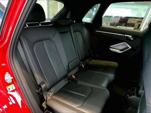 Used 2023 Audi Q3 2.0T Premium Plus w/ Premium Plus Package image 19