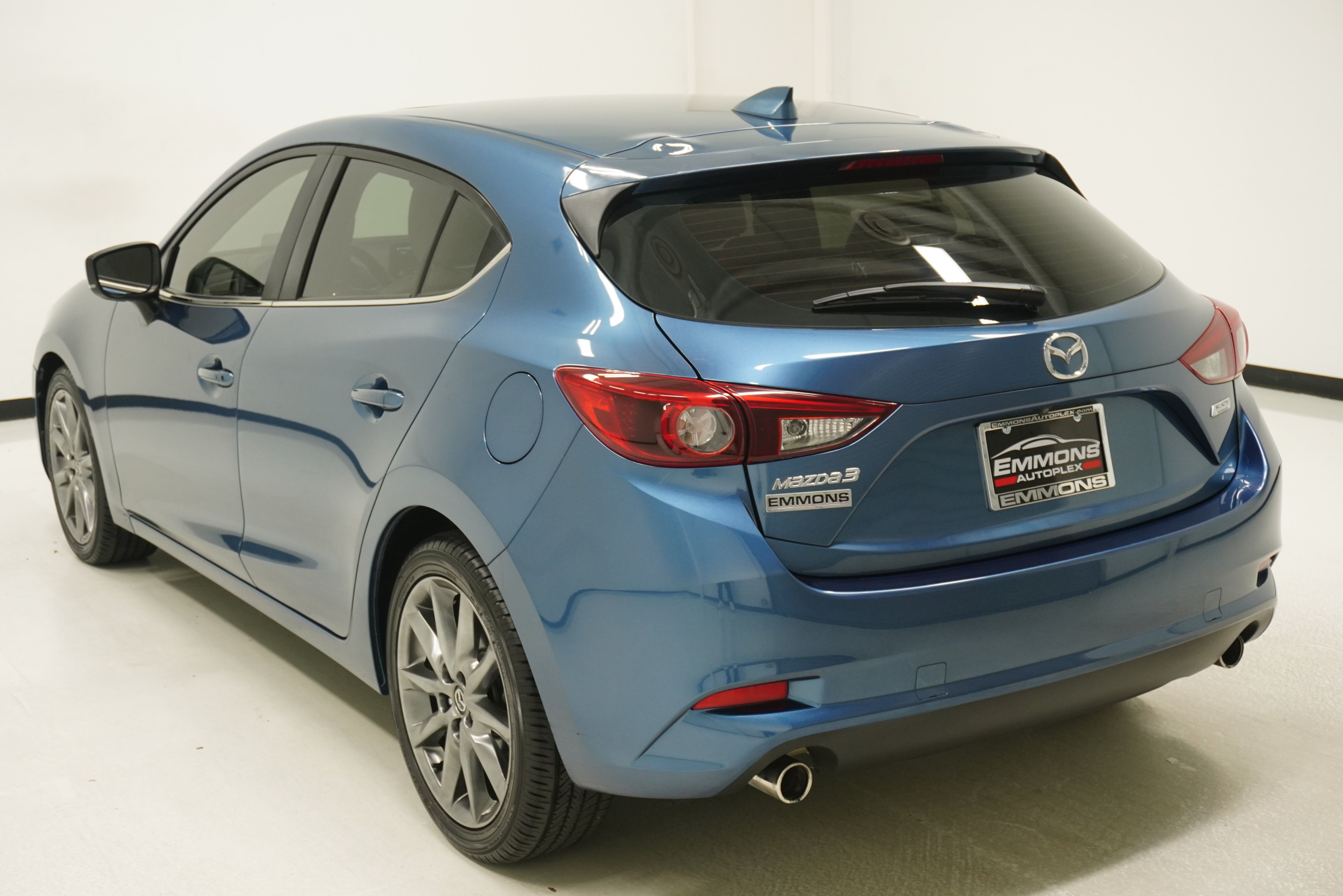 Used 2018 MAZDA MAZDA3 Grand Touring FWD image 5