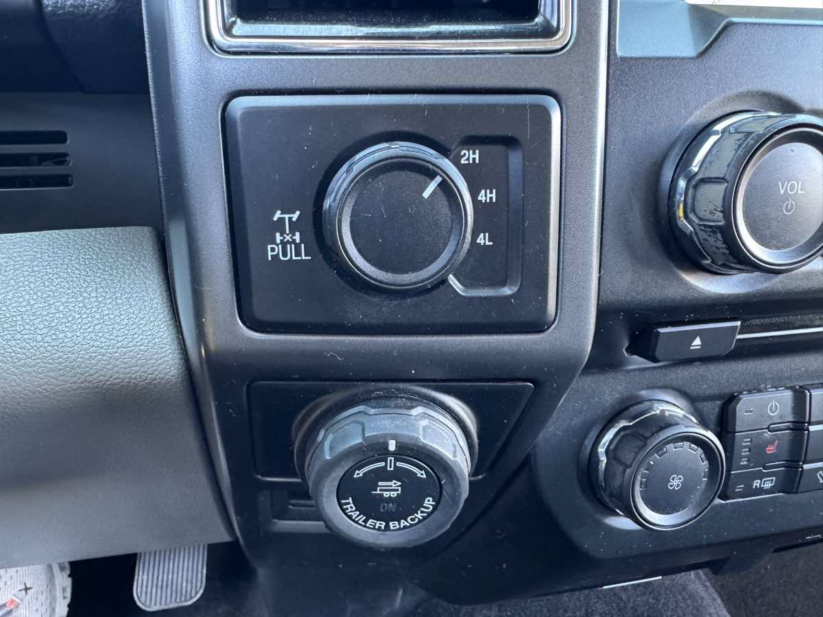 Used 2018 Ford F150 4x4 SuperCrew image 27