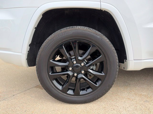 Used 2021 Jeep Grand Cherokee Laredo X AWD/4WD image 10