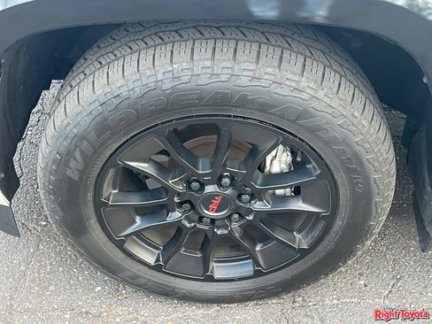 Certified 2025 Toyota Sequoia Platinum w/ TRD Off-Road Package AWD/4WD image 8