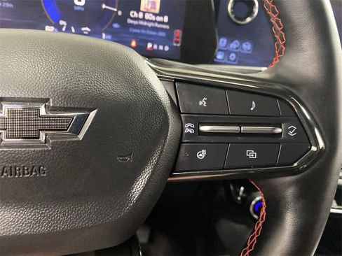 Used 2024 Chevrolet Equinox EV RS image 23