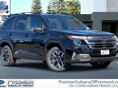 Used 2025 Subaru Forester Premium w/ Convenience Package #1