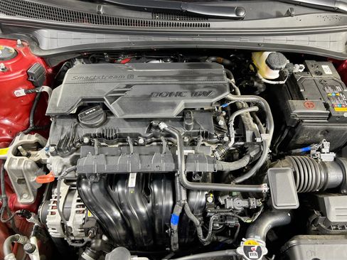 Used 2023 Hyundai Elantra SEL w/ Convenience Package image 29