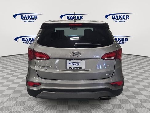 Used 2018 Hyundai Santa Fe Sport image 5
