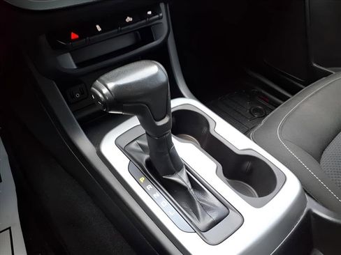 Used 2019 Chevrolet Colorado LT image 4