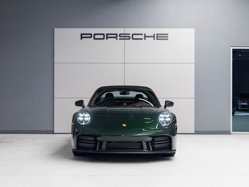 Used 2026 Porsche 911 Targa 4S image 12