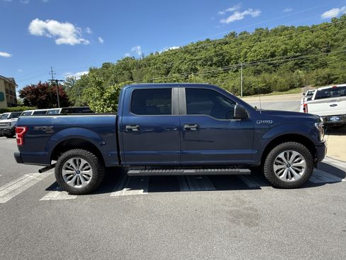 Used 2018 Ford F150 XL w/ Equipment Group 101A Mid AWD/4WD image 4