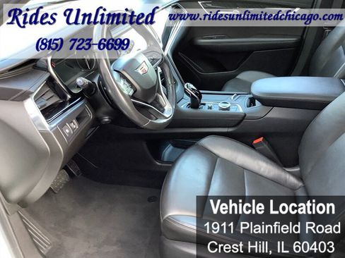 Used 2020 Cadillac XT6 Premium Luxury AWD/4WD image 11