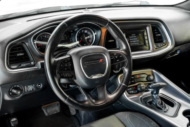Used 2017 Dodge Challenger R/T RWD image 18
