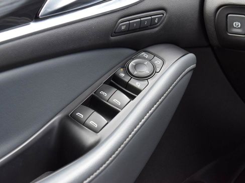 Used 2022 Buick Enclave Premium FWD image 21