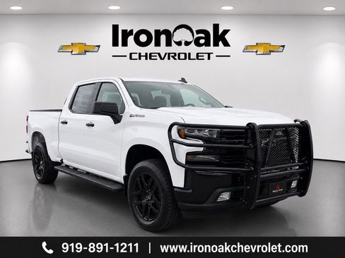 Used 2022 Chevrolet Silverado 1500 LT Trail Boss w/ LT Trail Boss Premium Package AWD/4WD image 1