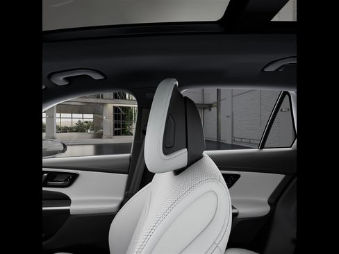Certified 2026 Mercedes-Benz GLC 300 4MATIC image 45