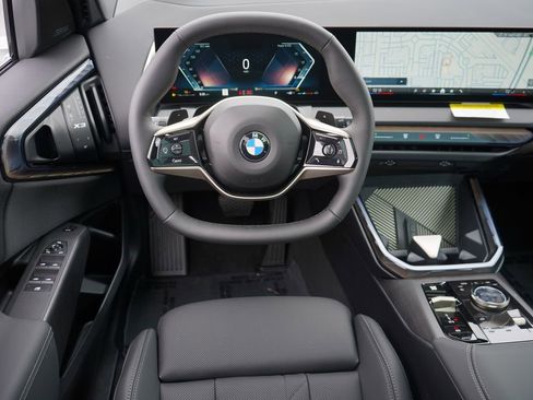 Used 2025 BMW X3 xDrive30i w/ Premium Package image 15