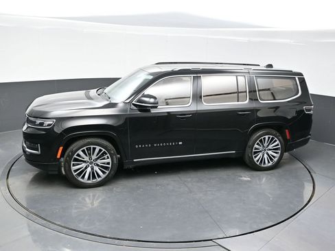 Used 2023 Jeep Grand Wagoneer Series III image 38