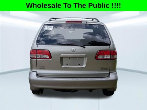 Used 2003 Toyota Sienna LE FWD image 3