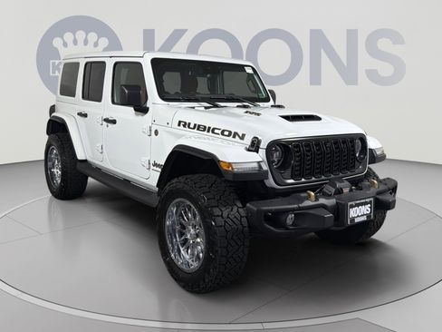 Used 2024 Jeep Wrangler Unlimited Rubicon 392 AWD/4WD image 10