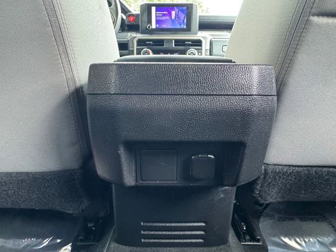 Used 2025 Toyota Tacoma TRD Off-Road AWD/4WD image 27