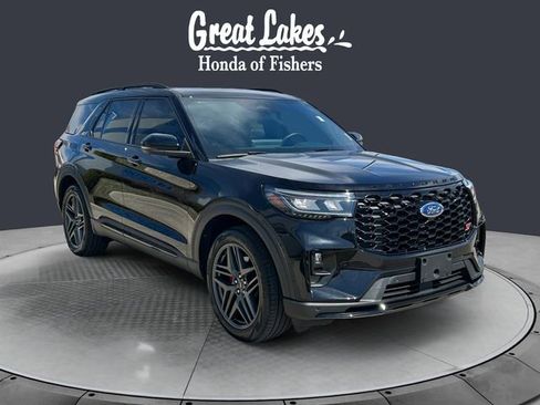 Used 2025 Ford Explorer ST image 7