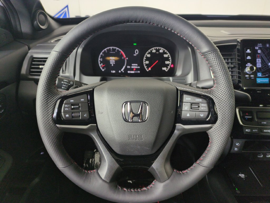 Certified 2026 Honda Ridgeline Black Edition image 13