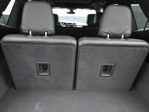 Certified 2025 Cadillac XT6 Premium Luxury w/ Platinum Package AWD/4WD image 12