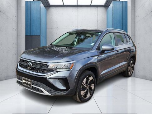 Used 2024 Volkswagen Taos SE image 25