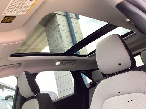 New 2025 Ford Escape Active image 64