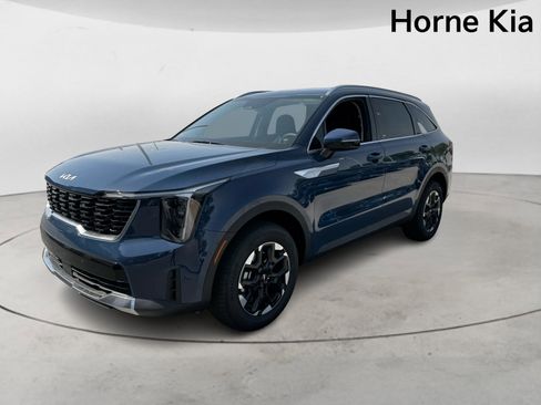 New 2025 Kia Sorento S image 7