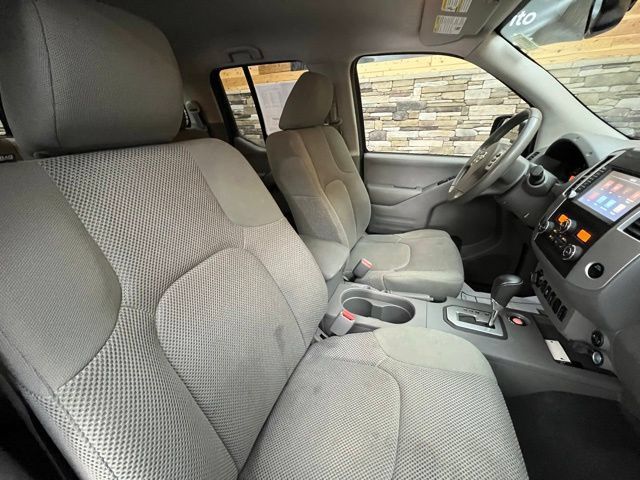 Used 2021 Nissan Frontier SV AWD/4WD image 15