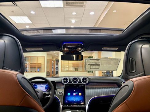 New 2026 Mercedes-Benz GLC 300 image 12