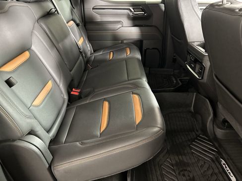 Used 2025 GMC Sierra 1500 AT4 w/ AT4 Premium Package image 25