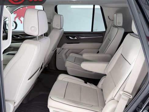 Used 2023 GMC Yukon Denali AWD/4WD image 12