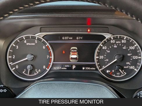 Certified 2025 Nissan Rogue SV image 19