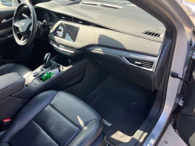 Used 2020 Cadillac XT4 Premium Luxury FWD image 31