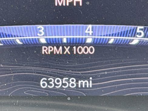 Used 2023 Jeep Grand Cherokee L Laredo image 9