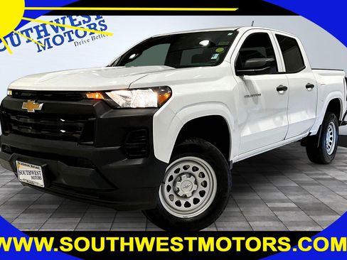 Used 2023 Chevrolet Colorado W/T image 1
