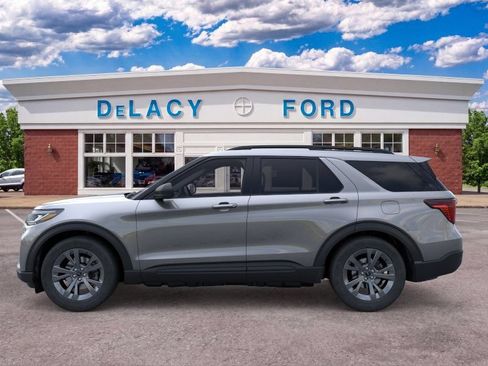 New 2026 Ford Explorer Active w/ Active Comfort Package AWD/4WD image 4