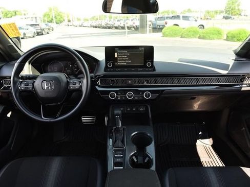 Used 2025 Honda Civic Sport image 7