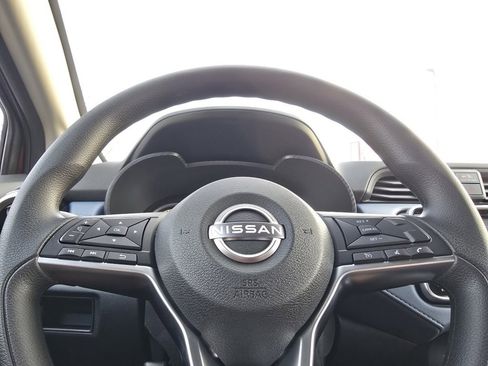 New 2025 Nissan Versa SV image 15