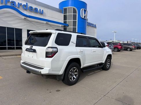 Used 2019 Toyota 4Runner TRD Off-Road Premium image 2