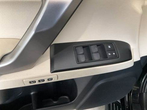 Used 2023 Lexus GX 460 Premium w/ Premium Package image 6