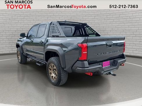 Used 2025 Toyota Tacoma 4x4 Double Cab Hybrid image 8