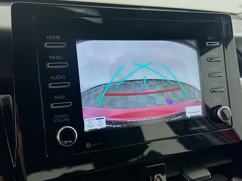 Used 2024 Toyota Camry SE w/ Convenience Package image 22