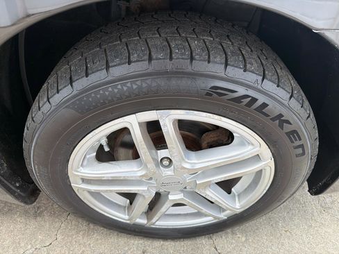 Used 2015 Nissan Sentra SV image 17