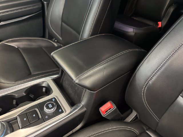 Used 2023 Ford Explorer XLT w/ Equipment Group 202A AWD/4WD image 31