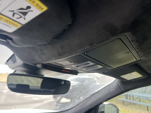 Used 2019 Jaguar F-PACE Premium image 25