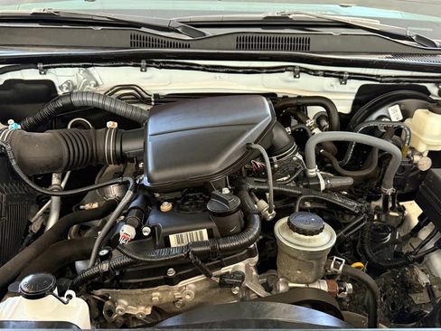 Used 2021 Toyota Tacoma SR5 image 30