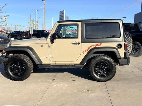 Used 2018 Jeep Wrangler Sport image 9