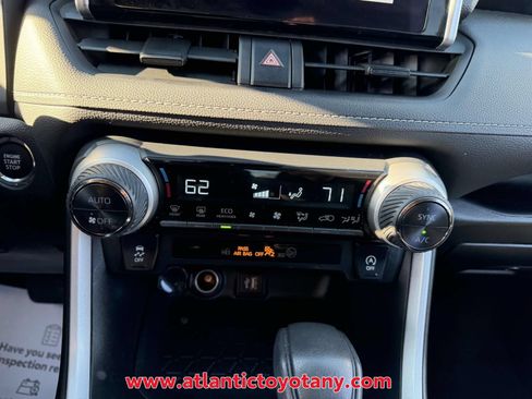 Used 2024 Toyota RAV4 XLE FWD image 26