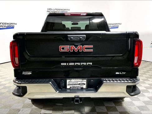Used 2025 GMC Sierra 1500 SLT w/ SLT Premium Package RWD image 4